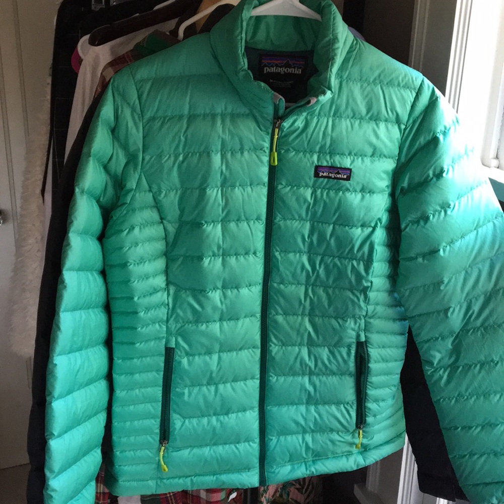 Women’s Patagonia Down Jacket sz M